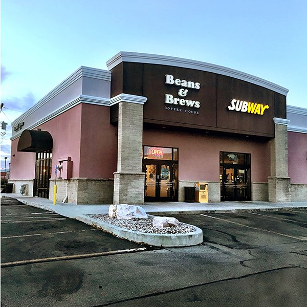 Exterior photo of Murray on State Street  Beans and Brews